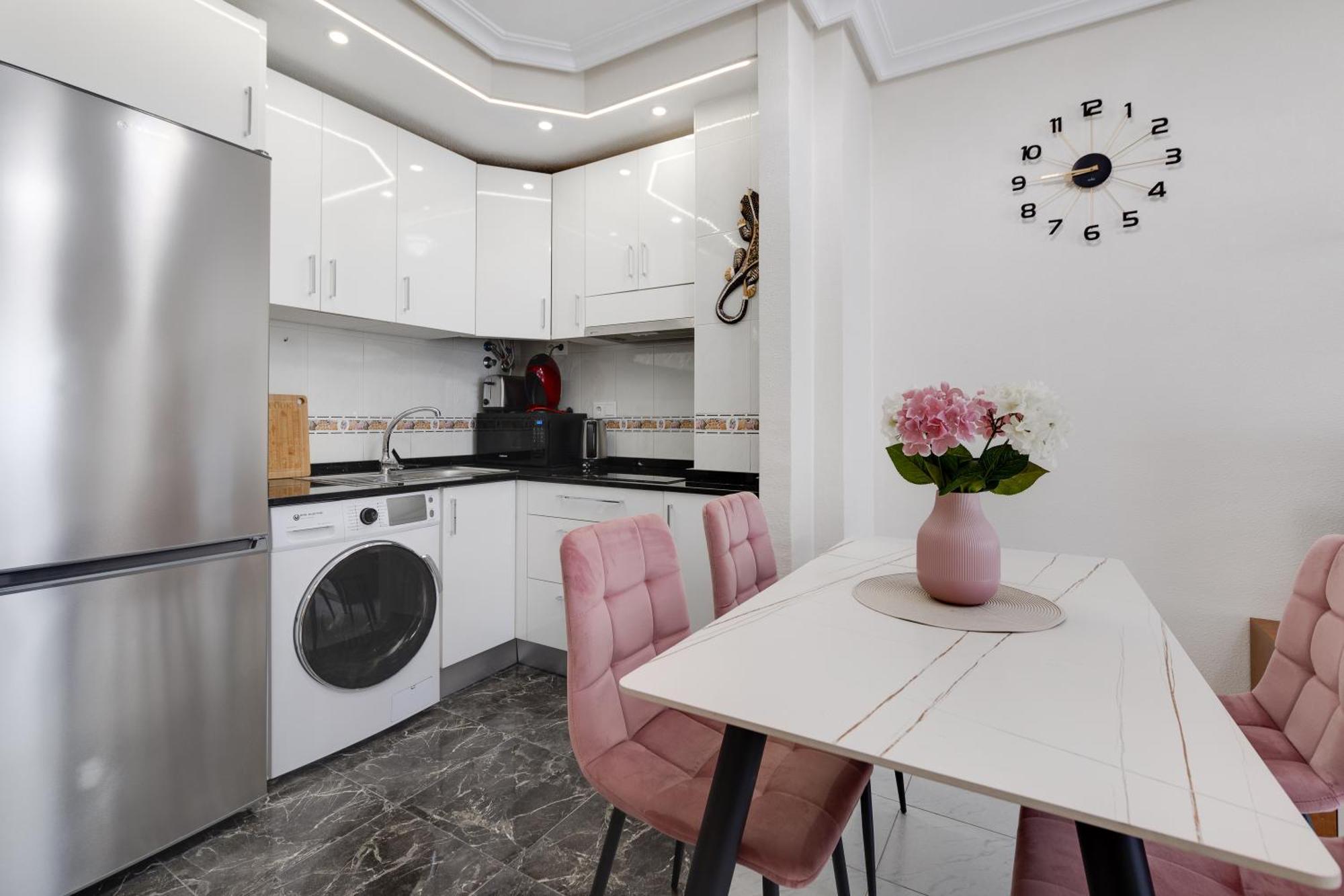 Urb Vinamar Apartment ตอร์เรเวียคา ภายนอก รูปภาพ