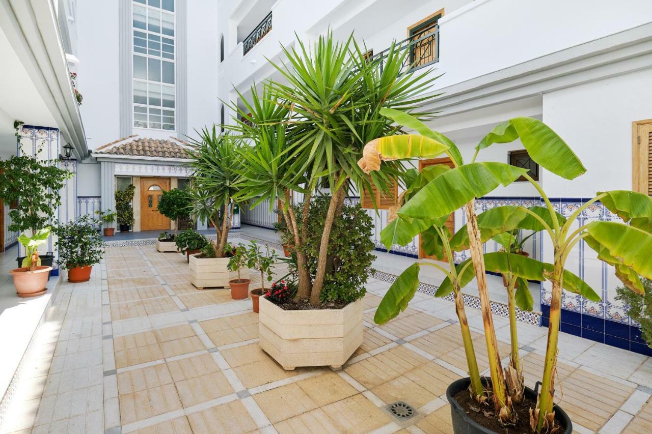 Urb Vinamar Apartment ตอร์เรเวียคา ภายนอก รูปภาพ